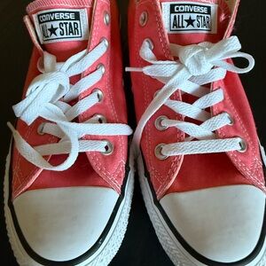 Converse Coral Chuck Taylor All Star Sneakers New without tags